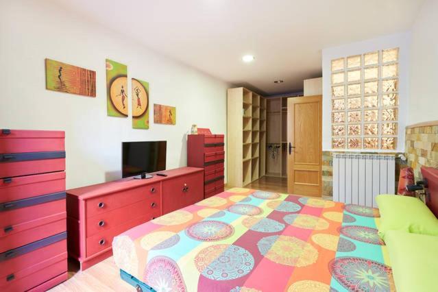 Trampantojo Apartamento En El Corazon De Pamplonaアパートメント エクステリア 写真